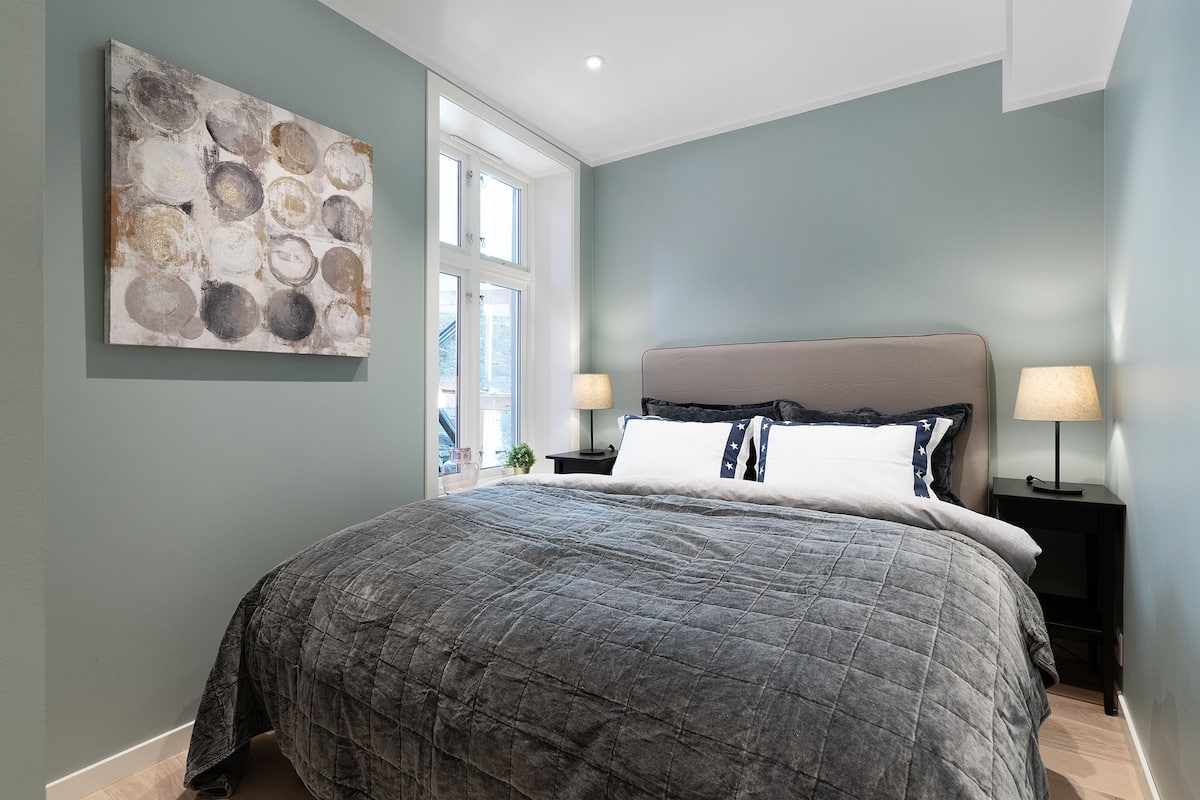 1 bedroom apartment, 1st floor | 1 Schlafzimmer, individuell dekoriert, individuell eingerichtet
