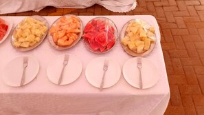 Free daily cooked-to-order breakfast