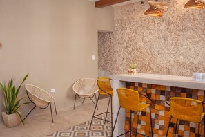 Doppelzimmer | Gemeinschaftsküche | Großer Kühlschrank, Mikrowelle, Herdplatte