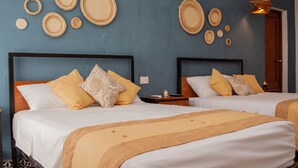 Family Room | Desk, iron/ironing board (on request), WiFi (free), bed sheets