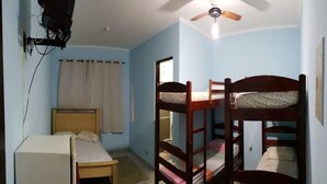 Family Room, Berbilang Katil | Bar mini, Wi-fi percuma, cadar katil 