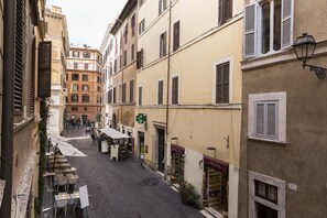 Appartement, 3 chambres, cuisine | Vue sur la rue