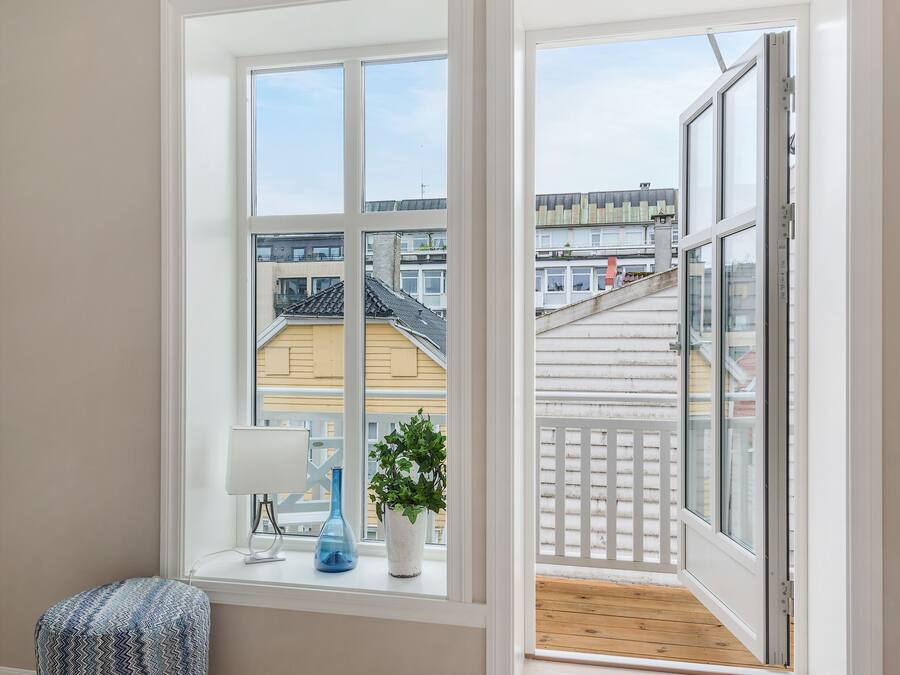 1 bedroom apartment, 2nd floor | Zona de estar | Una televisión de pantalla plana, un reproductor de DVD