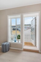 Televisión de pantalla plana, reproductor de DVD