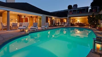 Piscina externa