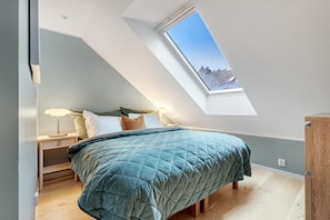 Apartment, 2 Bedrooms, Balcony | Cribs/infant beds, free WiFi, bed sheets - Høyden Apartments (Bergen)