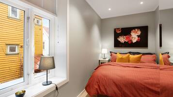 3 bedroom apartment, 1st floor | 3 bedrooms, cots/infant beds, free WiFi, bed sheets
