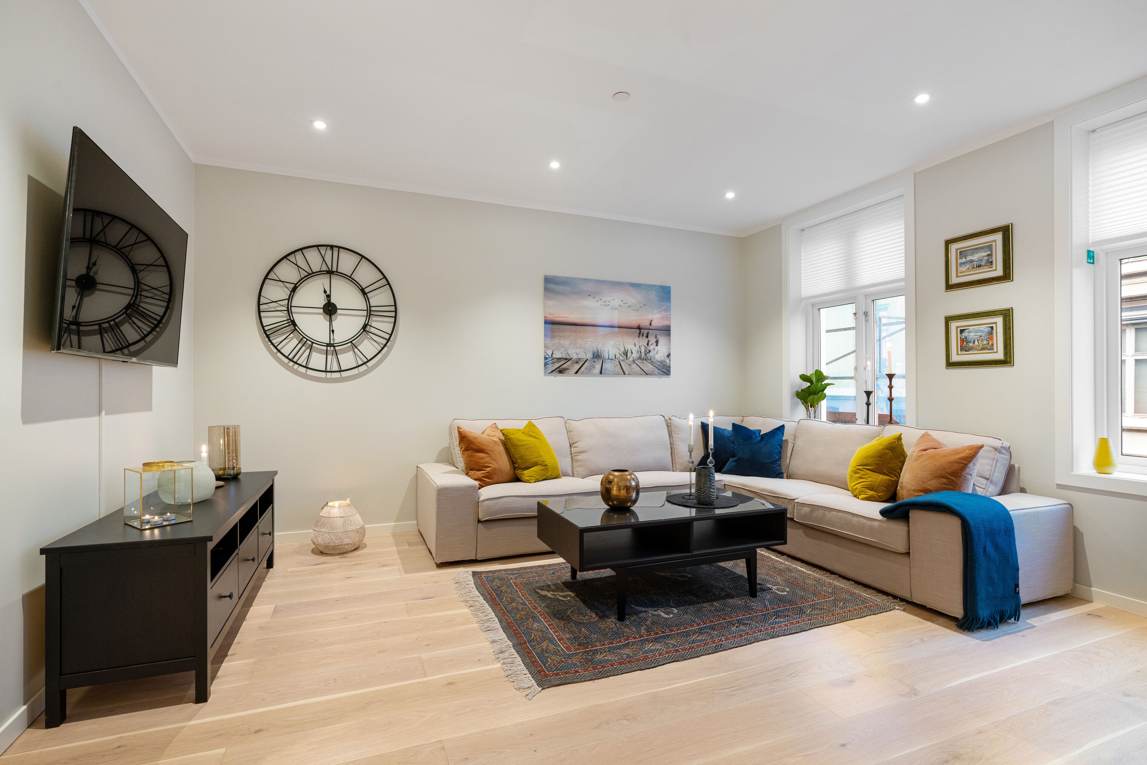 3 bedroom apartment, 1st floor | Living room