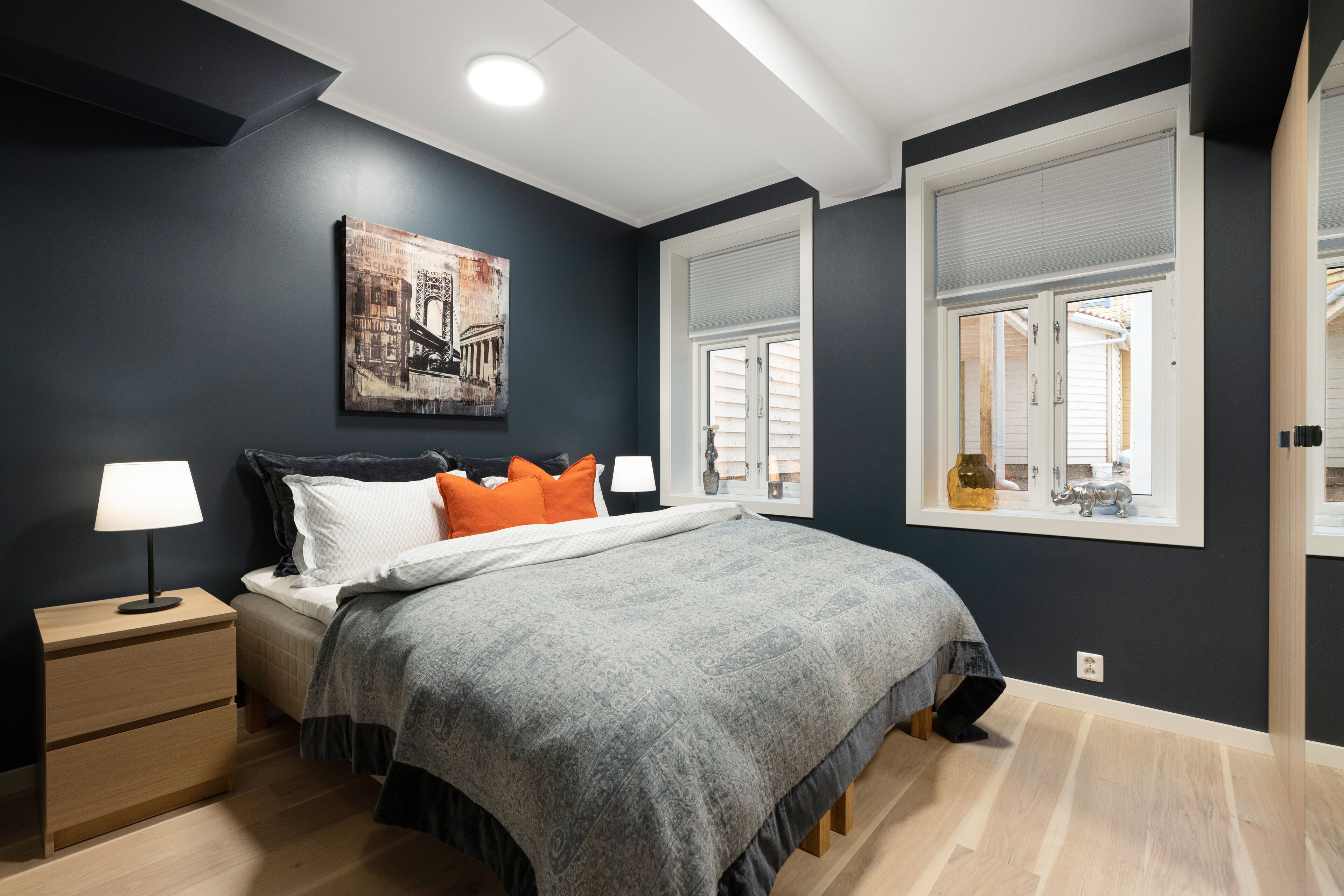 2 bedroom apartment, ground floor | Cribs/infant beds, free WiFi, bed sheets