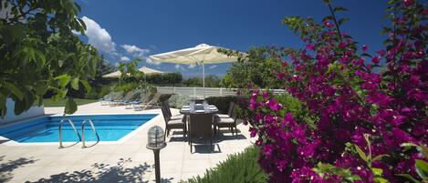 Alberca al aire libre