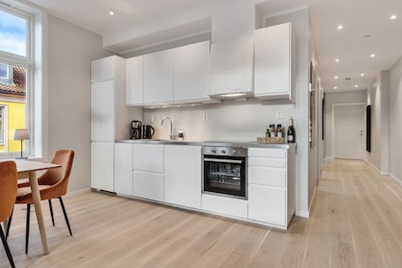 ๋์ฅ๊ณ , ์ค๋ธ, ์ฟกํ, ์๊ธฐ ์ธ์ฒ๊ธฐ