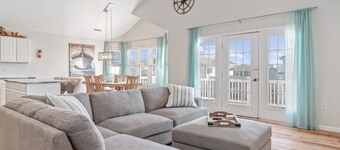 Gem of the Gold Coast. Summer 2026 weeks going fast!! Don’t wait, Book Now!!