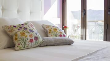 1 chambre, coffres-forts dans les chambres, fer et planche Ă  repasser