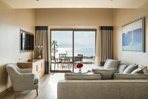 尊荣套房 (Two Storey) | 迷你吧、客房内保险箱、办公桌、隔音