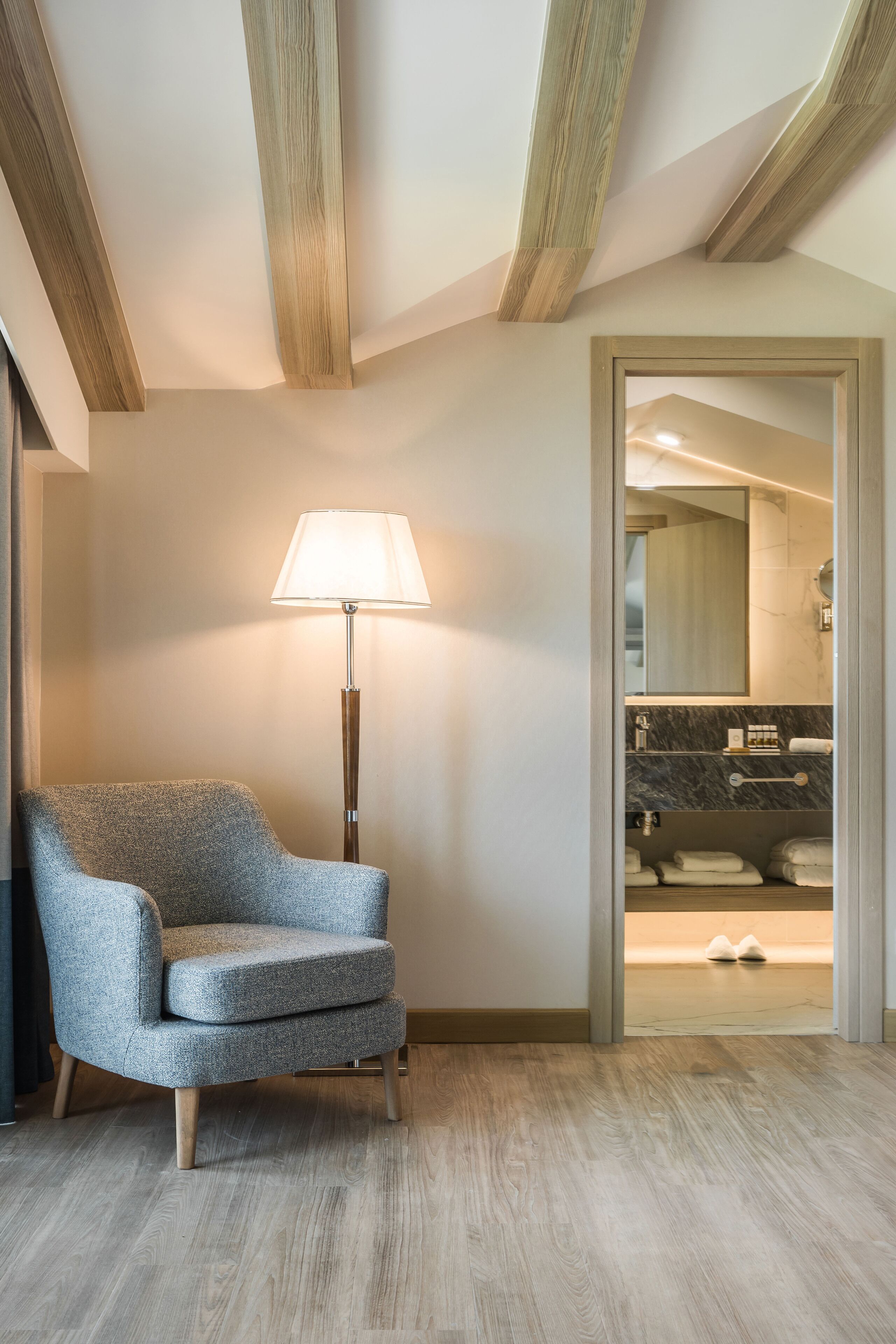 double room, balcony, sea view | 2 bedrooms, minibar, in-room safe, desk