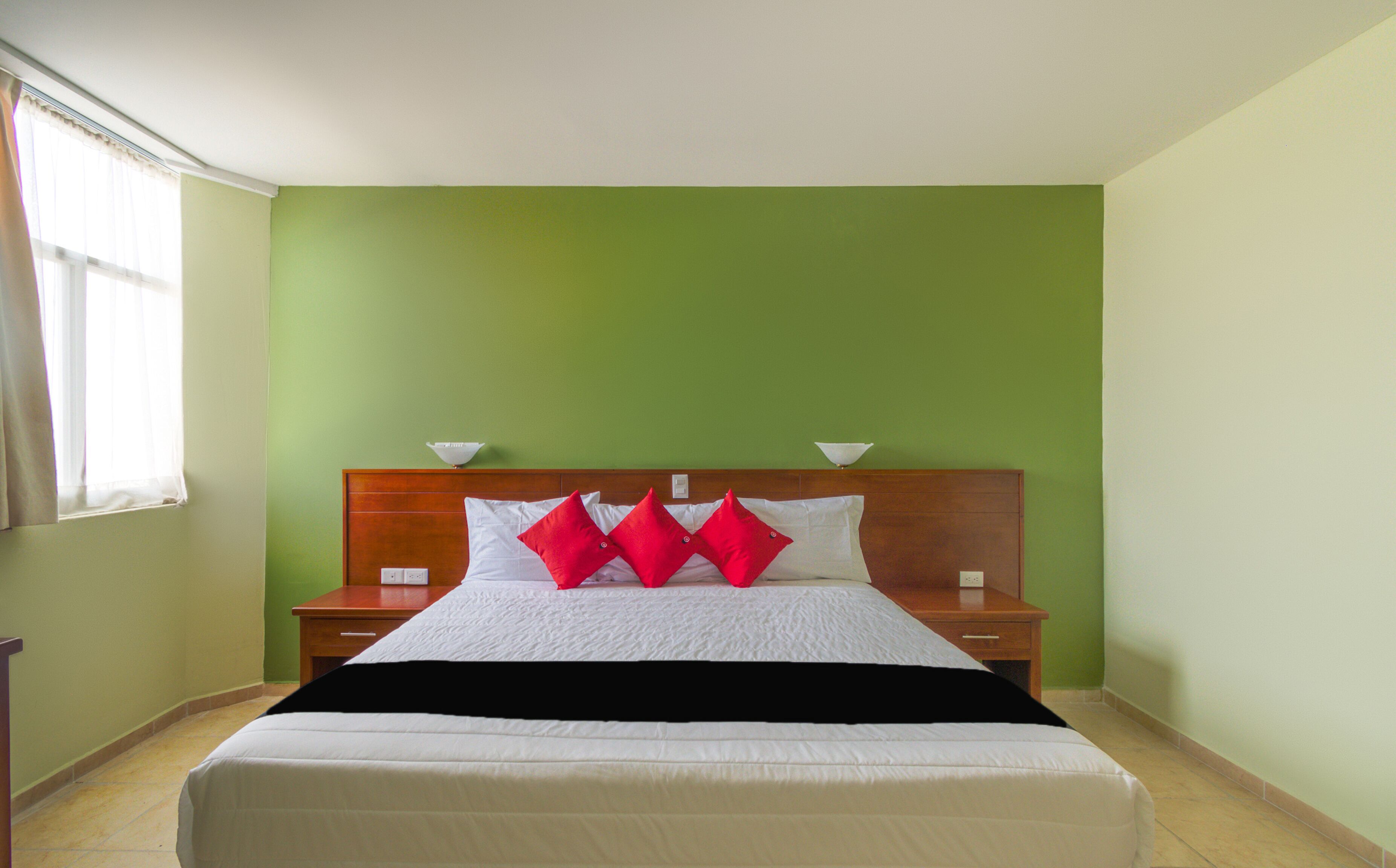 superior room | desk, iron/ironing board, free wifi, bed sheets