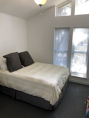 3 bedrooms, WiFi - SXSW House near iconic Barton Springs (Austin)