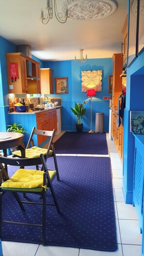 Dining - Beautiful Victorian House in Whitby (Whitby)