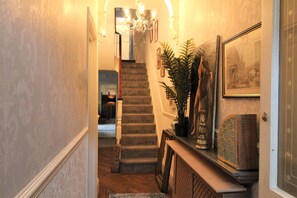 Interior - Beautiful Victorian House in Whitby (Whitby)