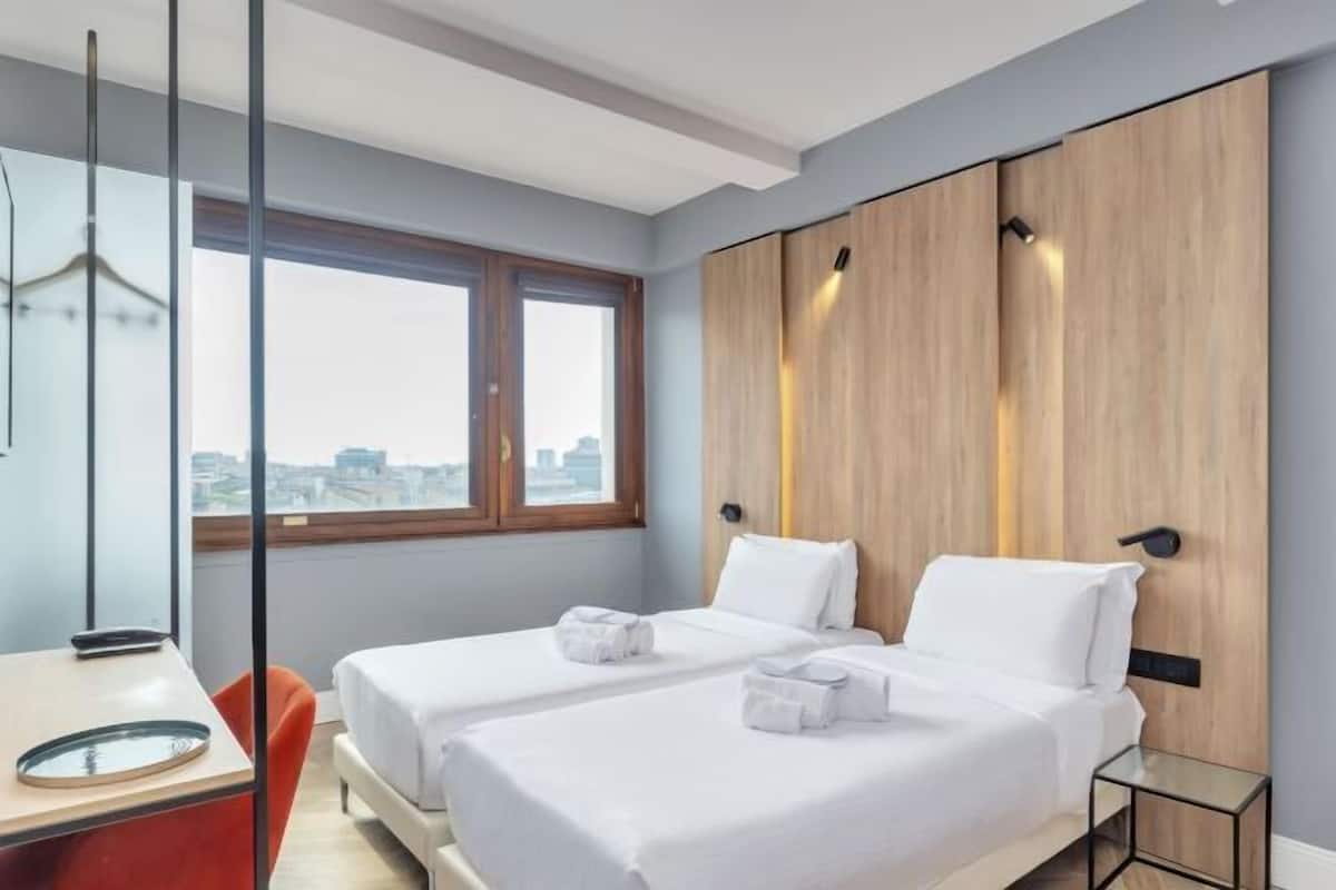 Coffres-forts dans les chambres, bureau