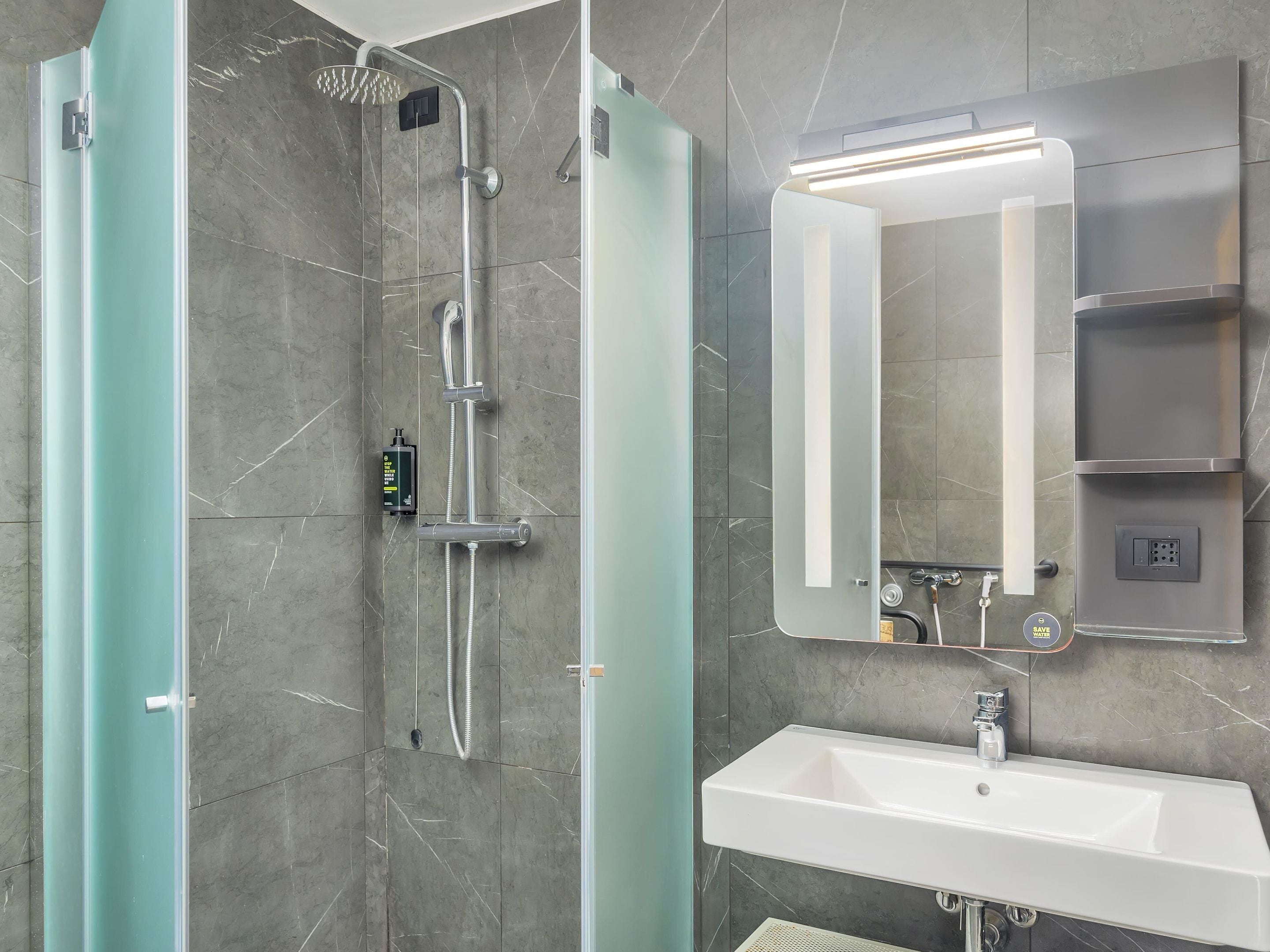 Photo - B&B Hotel Milano City Center Duomo