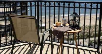 Rehoboth Beach Ocean View Condo w/ Pool. Sleeps 4