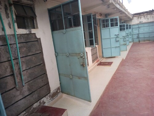 Mumbi Rose Guest House