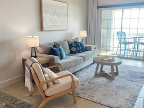 Smart TV, Netflix, streaming services - Spectacular sunrise and ocean views!  Award winning "Best Condo Rentals!" (Galveston)
