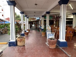 Lobby - Hotel Fenix (Cuyutlan)