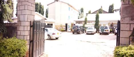 EntrĂ©e de lâhĂ©bergement