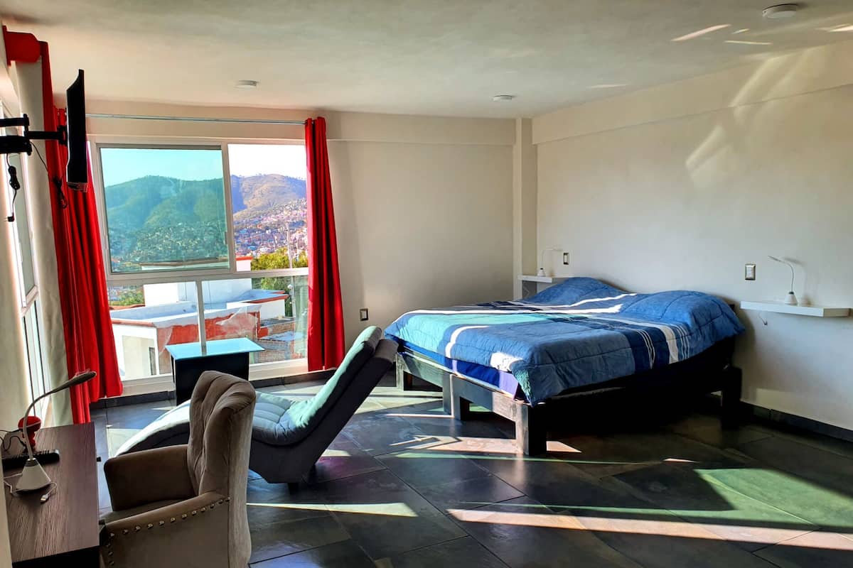 Honeymoon Room