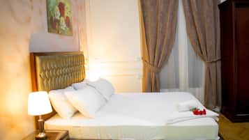 Minibar, soundproofing, iron/ironing board, free WiFi