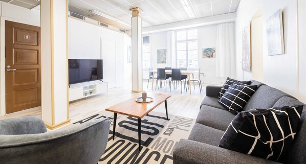 City Apartment, 3 Bedrooms