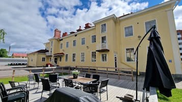 Aurinkoterassi