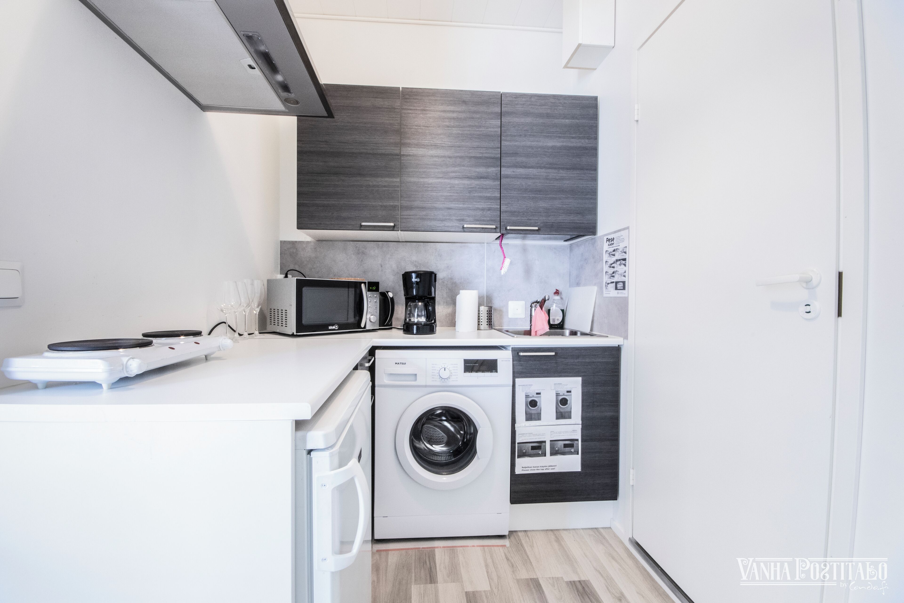 family apartment, private bathroom | private kitchen | fridge, microwave, coffee/tea maker, electric kettle