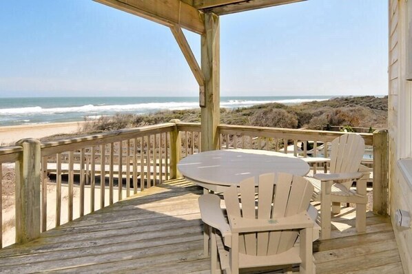Outdoor dining - Starlights 1, OCEANFRONT, Extraordinary View! (Buxton)