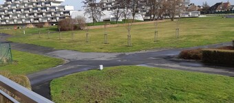 appartement dans un parc de 10 hectare,800m de la mer