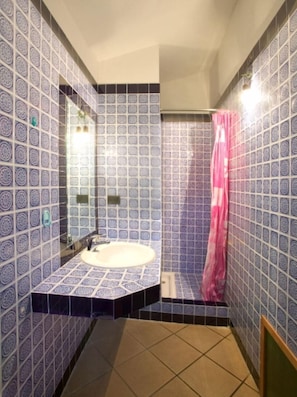 Shower, hair dryer - Baia del Faro - Trilocale Tipo F 53 (Palau)