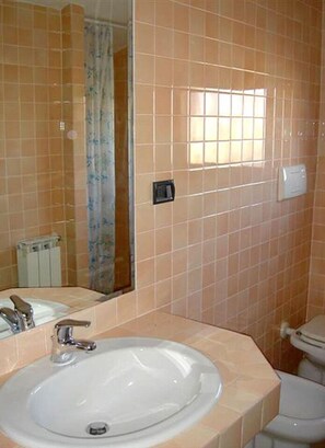 Een douche, een haardroger