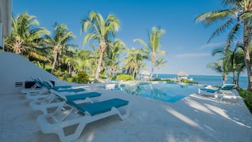 Outdoor pool, pool loungers