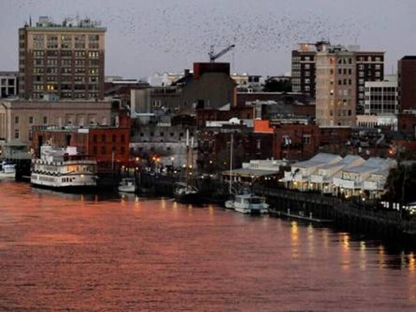 Miscellaneous - Water Street Retreat 14 (Wilmington)