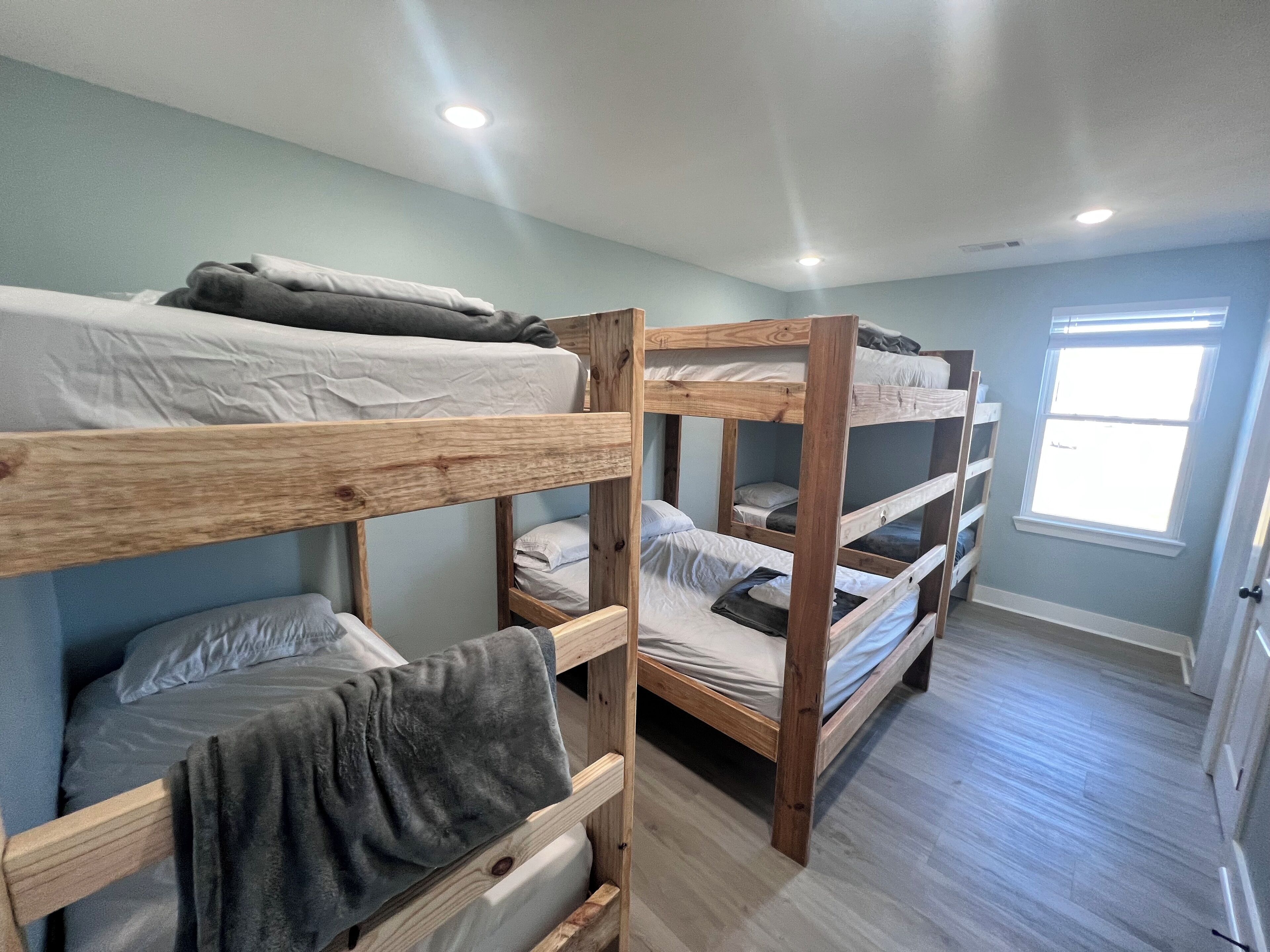 3 bedrooms, free WiFi, bed sheets