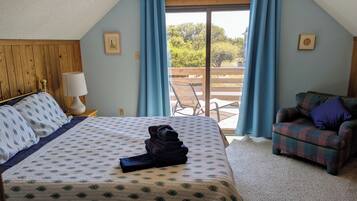 4 chambres, fer et planche à repasser, lit parapluie, Wi-Fi gratuit