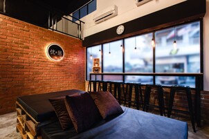 Kawasan tempat duduk lobi