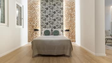 1 slaapkamer, een strijkplank/strijkijzer, gratis wifi, beddengoed