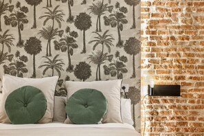 1 habitación, tabla de planchar con plancha, wifi gratis y ropa de cama 