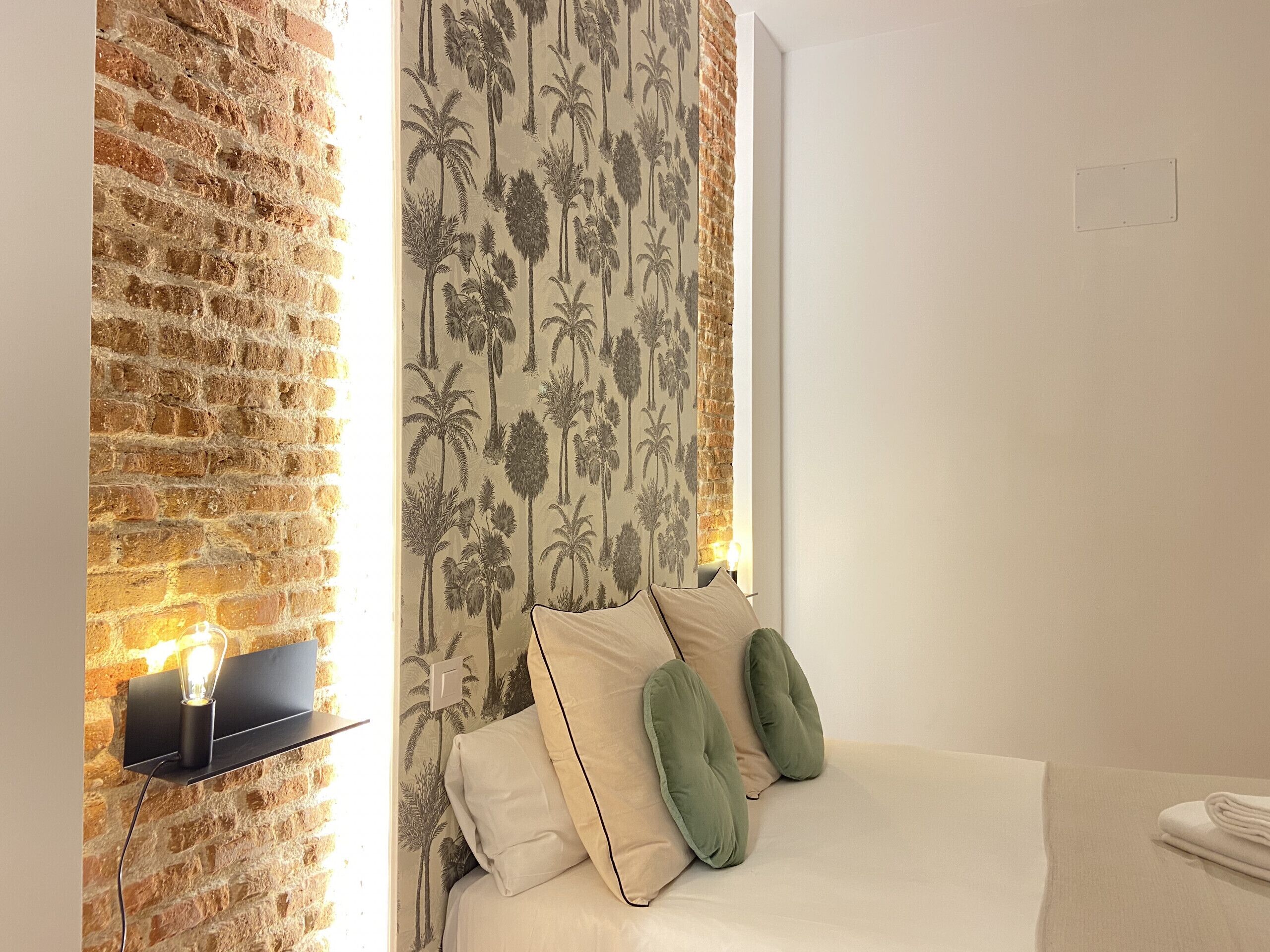 1 dormitorio, tabla de planchar con plancha, wifi gratis y ropa de cama