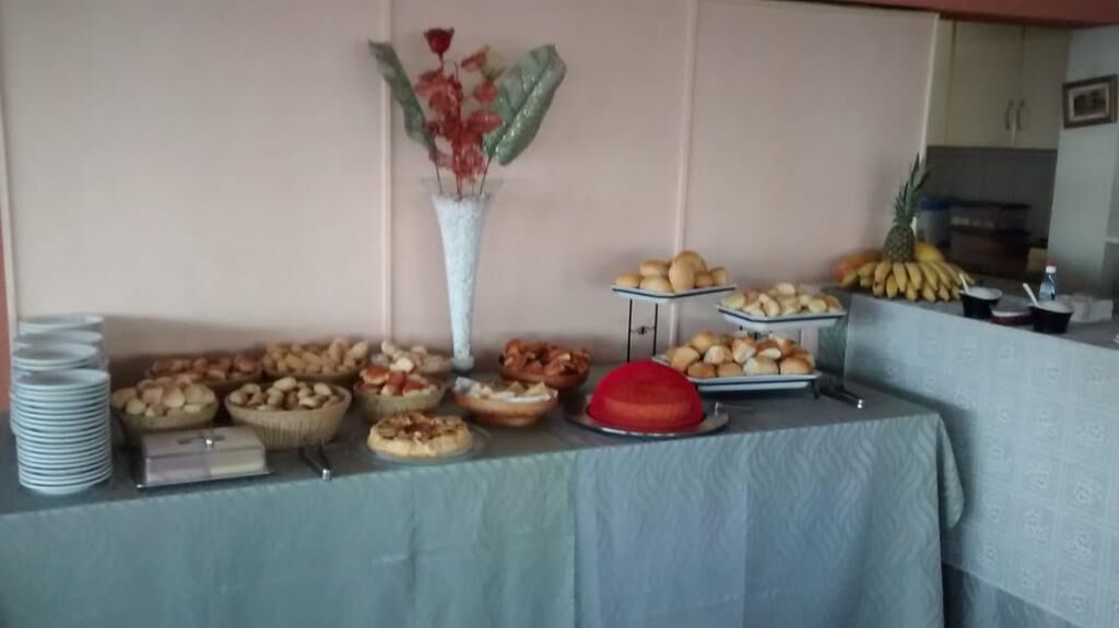 Free daily full breakfast