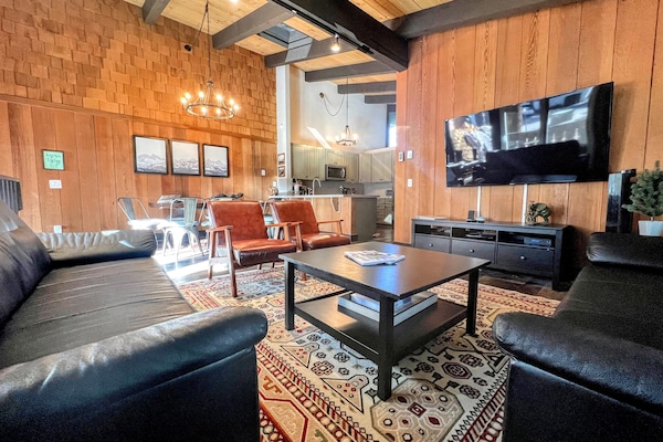 Wonderfully designed, spacious living area with beautiful vaulted ceilings