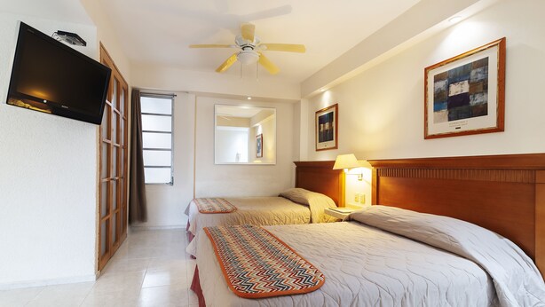 Unclassified image, 1 of 14, button - Suites Nader by The Spot (Cancun)